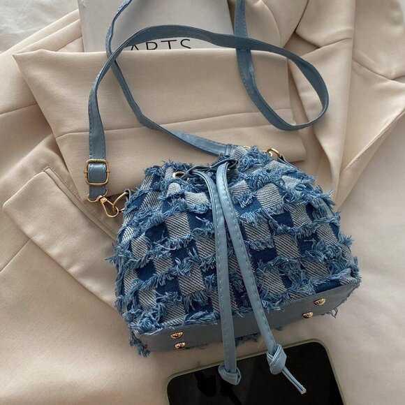 Blue Fashionable Women's Checkered Diamond-Shaped Shoulder Bucket Bag - Picture 8 of 10